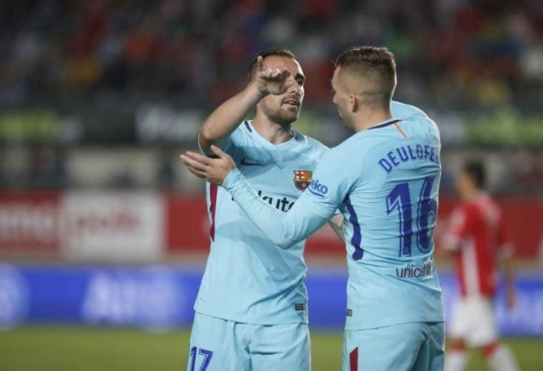 Paco Alcácer abrió el marcador para el Barça al cabecear un centro de Gerard Deulofeu |Foto FC Barcelona. 