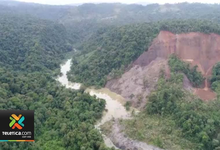 CNE confirma que inició el proceso de erosión del deslizamiento sobre el río Madre de Dios
