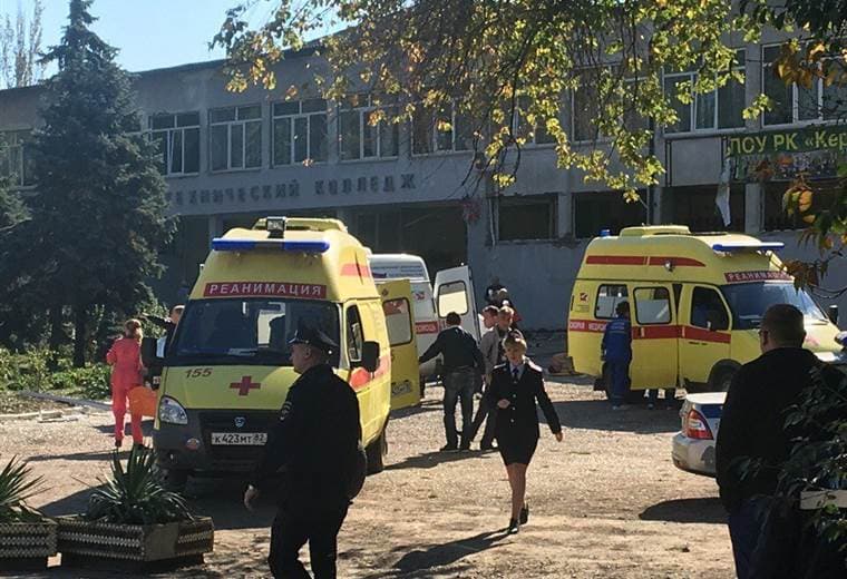 Al menos 19 muertos en ataque contra colegio en Crimea