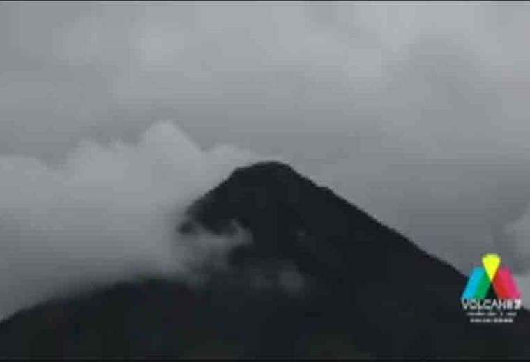 Volcán Arenal muestra incremento en su actividad interna (video)