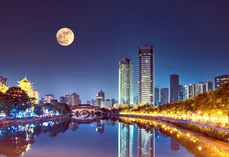 La "luna artificial" que quieren poner en órbita para iluminar una ciudad de China