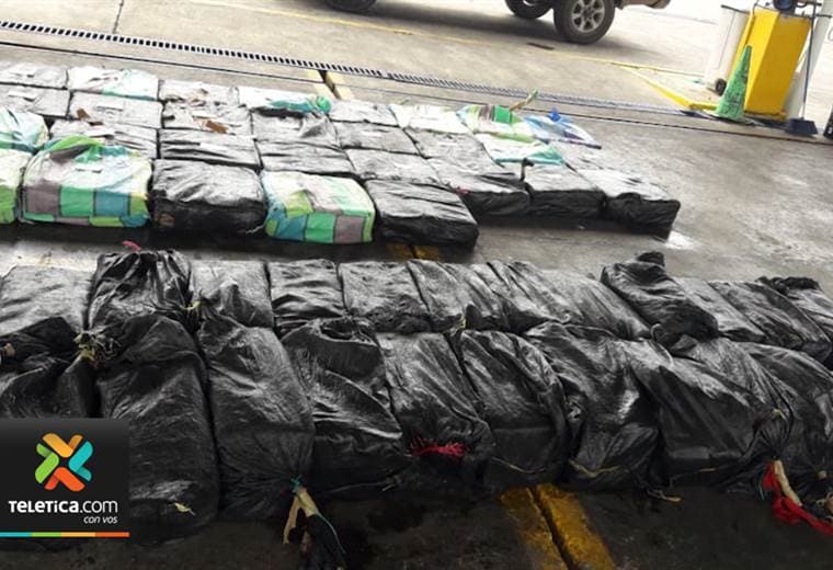 OIJ de Puntarenas decomisó 1200 kilos de cocaína oculta en una embarcación pesquera