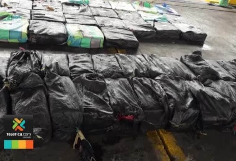 OIJ de Puntarenas decomisó 1200 kilos de cocaína oculta en una embarcación pesquera