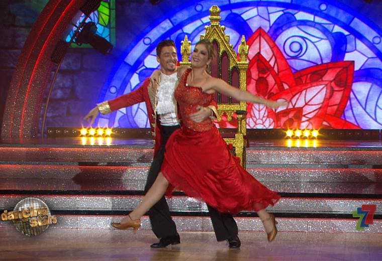Viviana y Javier bailaron vals y quickstep en la gala nueve de Dancing With The Stars