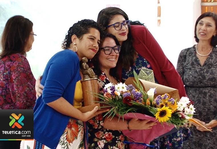 Periódico bilingüe de Guanacaste ganó premio nacional por la igualdad y equidad de género