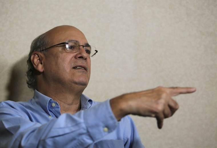 Gobierno nicaragüense censura último espacio al aire del periodista Carlos Fernando Chamorro 