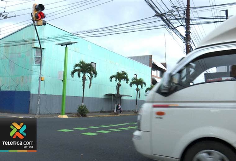 MOPT ya sustituyó semáforo dañado en esquina de los choques en barrio Don Bosco