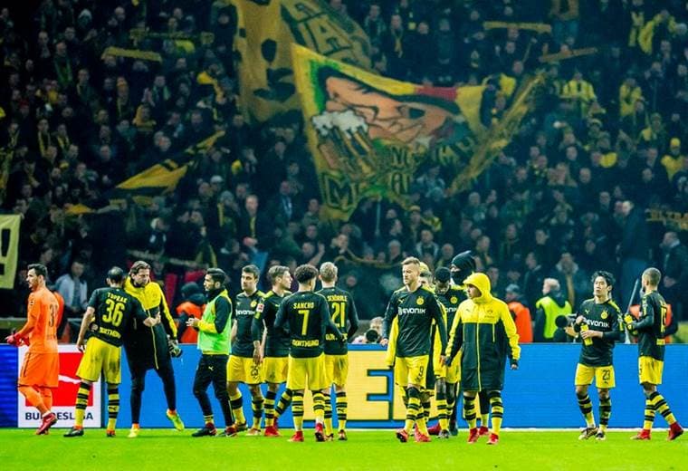 Dortmund y Leverkusen disputan duelo crucial para zona Champions