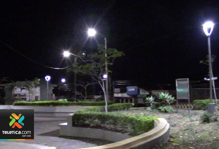 11.000 luces LED se instalaron en el alumbrado público de nueve cantones de San José y Cartago
