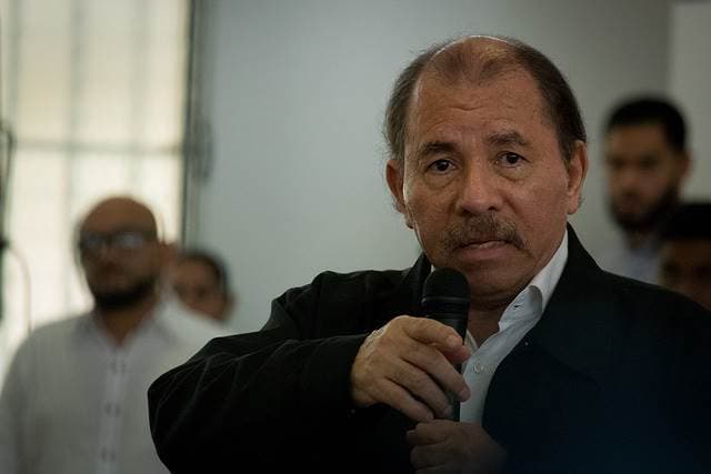 Ortega asegura que "mafia" toma las decisiones en el Vaticano