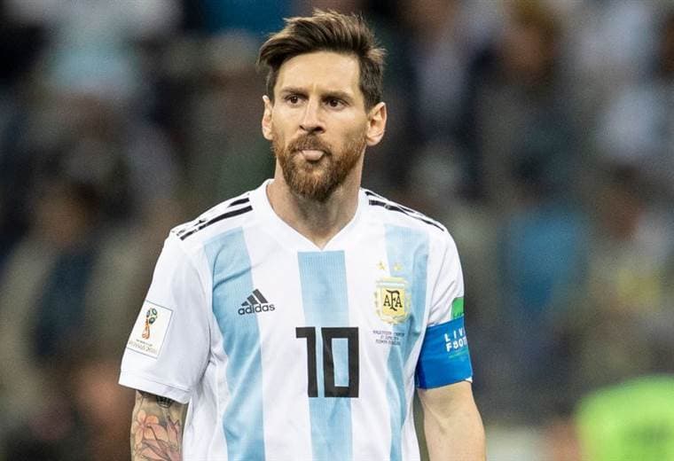 "No le echemos la culpa solo a Messi", pide Mascherano