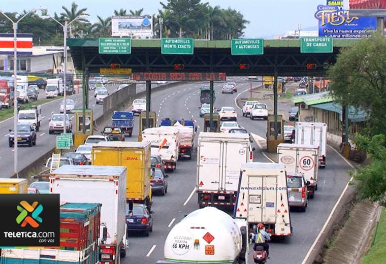 Gobierno crea un plan para reducir tarifas de peaje en la nueva carretera a San Ramón