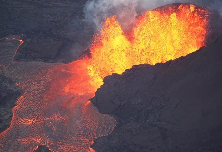 Qué hace tan diferentes las erupciones del Volcán de Fuego en Guatemala y el Kilauea en Hawái