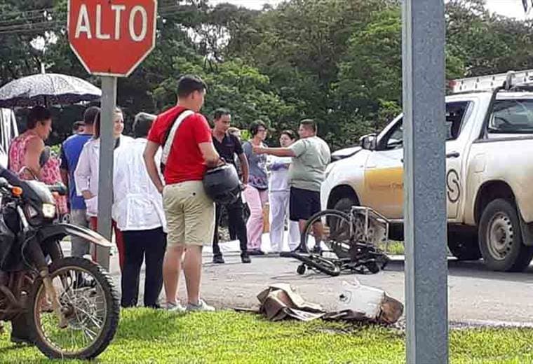 Ciclista muere atropellado por vehículo liviano en Pital de San Carlos