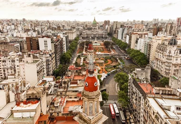 En qué se diferencian porteños de Buenos Aires del resto de argentinos (y los famosos estereotipos)
