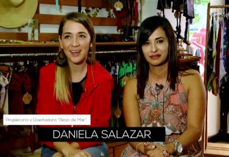 Daniela Salazar es diseñadora de modas tiene 28 años y es la mente creativa detrás de los diseños de la marca costarricense de trajes de baño “Beso de Mar”, a ella la acompaña en este proyecto María Loaiza de 27 años, quien es administradora de empresas.