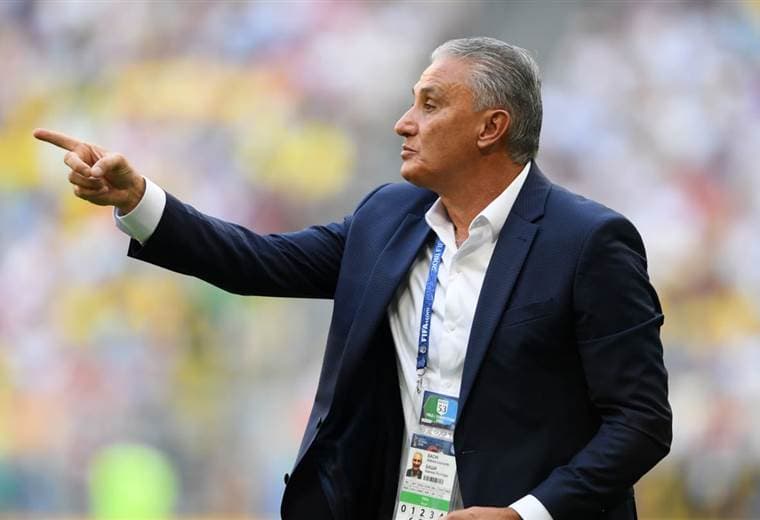Tite prolonga su contrato como seleccionador de Brasil hasta 2022 