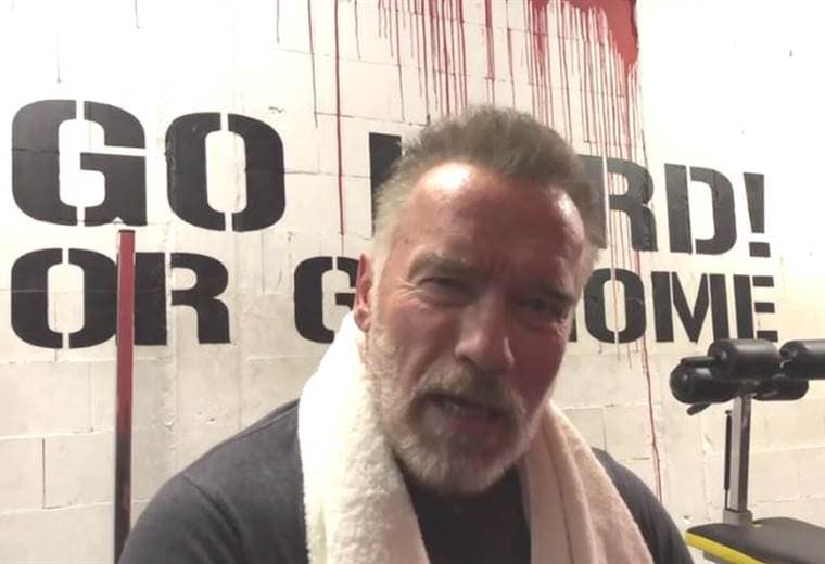 El inspirador mensaje de Schwarzenegger a un hombre con depresión que no se levanta de la cama 