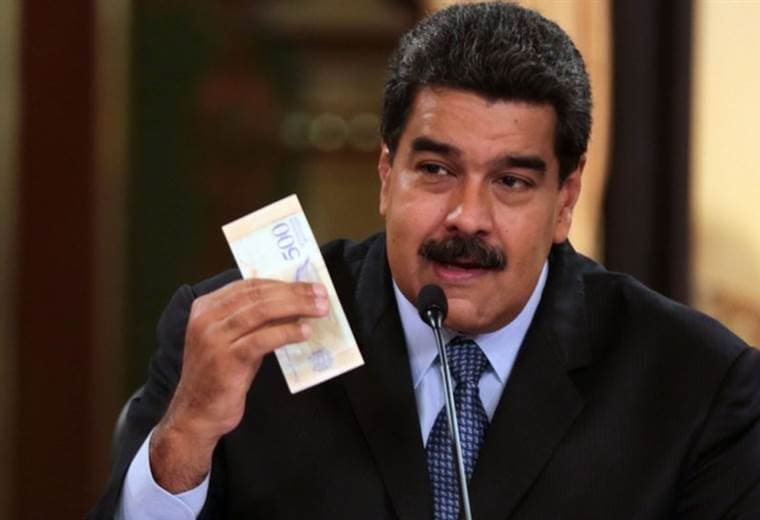 Maduro aumenta 300% salario mínimo en Venezuela
