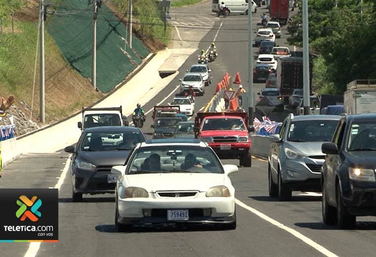 Ministro de Transportes asegura que el país tendrá mayor congestionamiento vial el próximo año