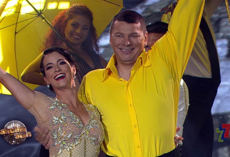 Óscar López bailó foxtrot en el inicio de la quinta temporada de Dancing With The Stars