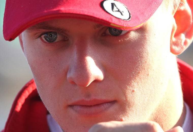 Mick Schumacher, hijo del legendario campeón, entra en la academia de pilotos de Ferrari