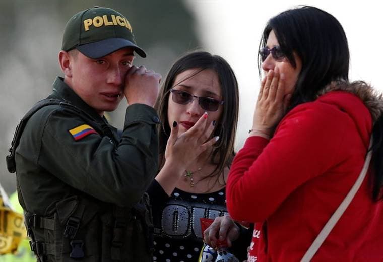 Conmoción en Bogotá después del atentado que dejó 21 muertos en una escuela de policía