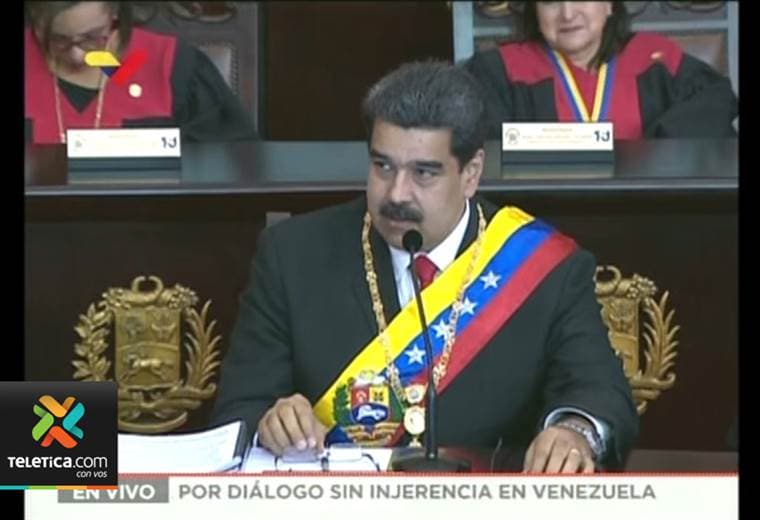 Nuría Marín: “En Venezuela no existe una real división de poderes, todos pertenecen al Ejecutivo”