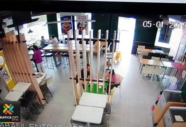 Motorizados asaltan McDonalds y un bar en Sabanilla