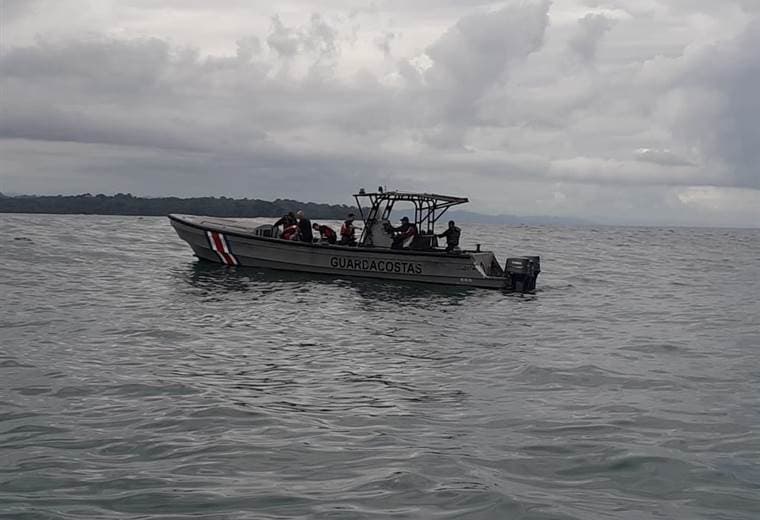 Pescadores encontraron un cuerpo en Gandoca, zona donde se perdió guía turístico este viernes