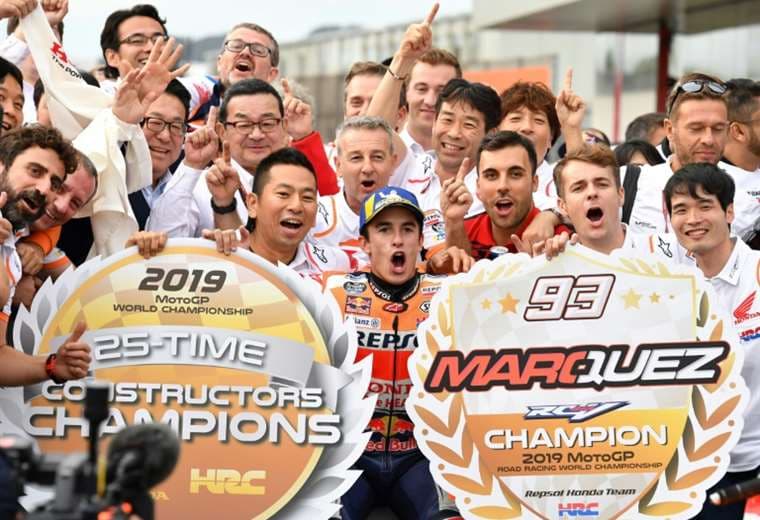 Marc Márquez celebra su triunfo en el Gran Premio de Japón - AFP