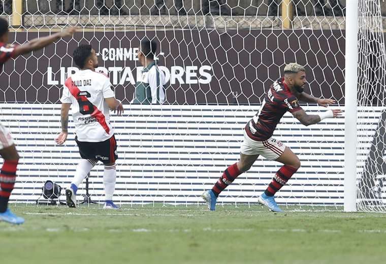 Flamengo vence en remontada agónica a River por 2-1 y logra su segunda Libertadores