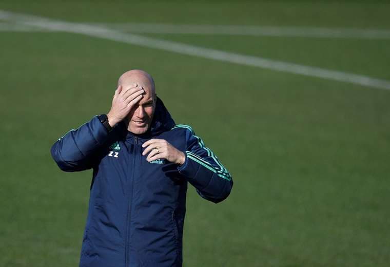 Zidane da negativo por COVID-19 e irá al partido contra Osasuna