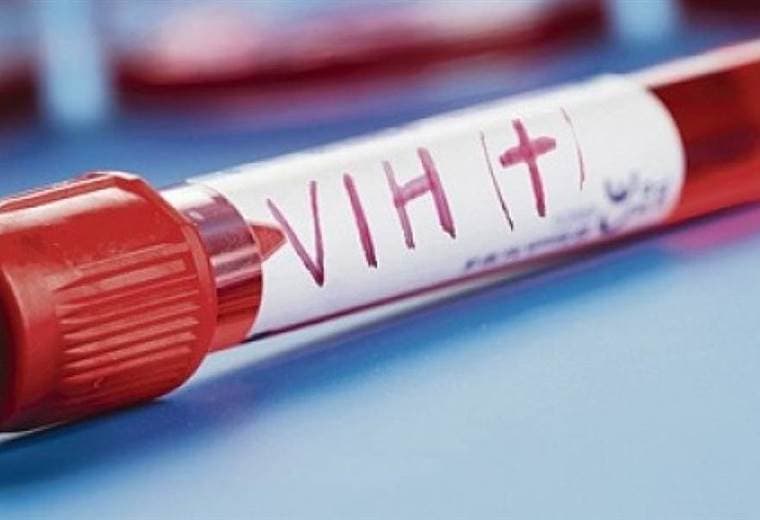 Tercer enfermo de VIH logra curarse tras un trasplante de células madre
