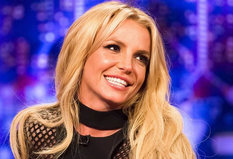 Britney Spears solicita poner fin a tutela de su padre para poder casarse