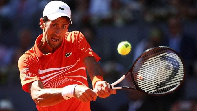Djokovic supera a Tsitsipas y se corona por tercera vez en Madrid