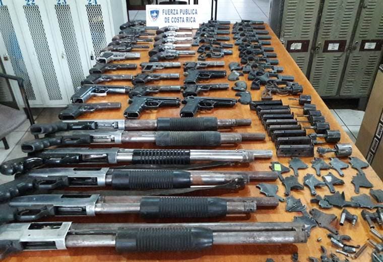 Empresa de seguridad entregó 29 armas al Ministerio de Seguridad Pública para que sean destruidas