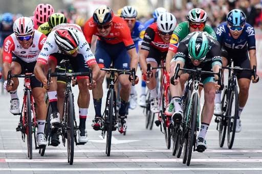 Andrey Amador escala hasta la posición 36 del Giro, en una tercera etapa asignada a Gaviria