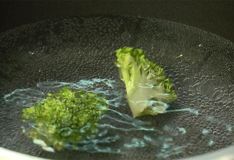 ¿Sabía que puede cocinar vegetales en el microondas mucho más rápido que en la cocina?
