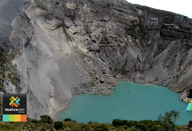 Deslizamiento a lo interno del cráter del Volcán Irazú provoco un tsunami en la laguna cratérica