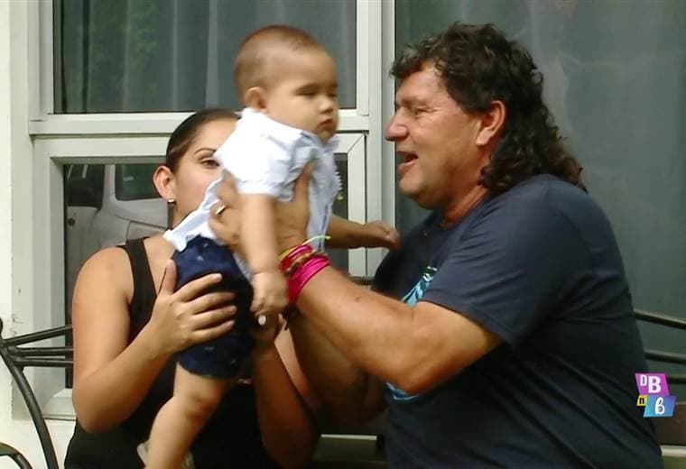 Mauricio "El Chunche" Montero nos presentó a su nieto Gael 