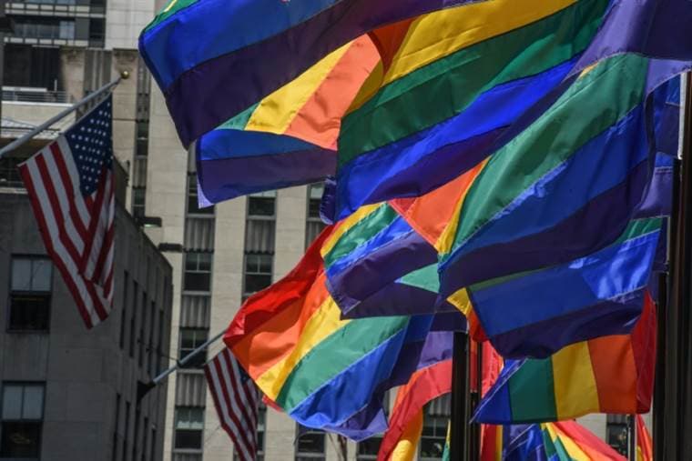 NY lista para su enorme desfile del Orgullo Gay, en el 50 aniversario de Stonewall