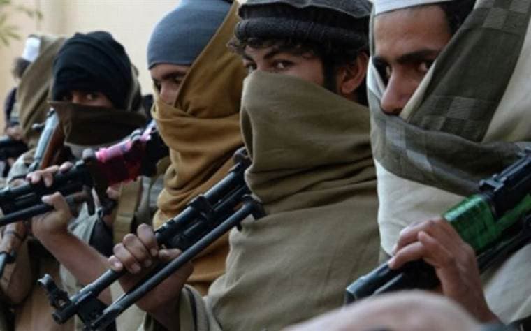 Talibanes permitirán salida de estadounidenses y afganos luego del 31 de agosto