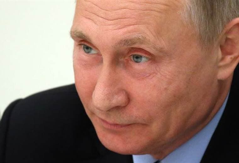 Putin ordena poner en alerta máxima a las "fuerzas de disuasión" nucleares