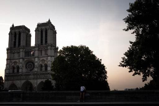 Francia inicia el juicio a cinco sospechosas de preparar un atentado cerca de Notre Dame