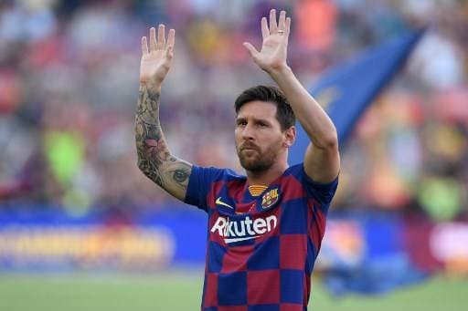 Barcelona ya negocia la renovación de Messi, dice Abidal