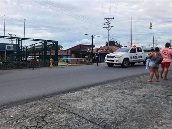 Autoridades evacuaron Hospital de Guápiles por alerta de explosivo