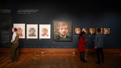 Exposición homenajea a estrella del pop británico Ed Sheeran