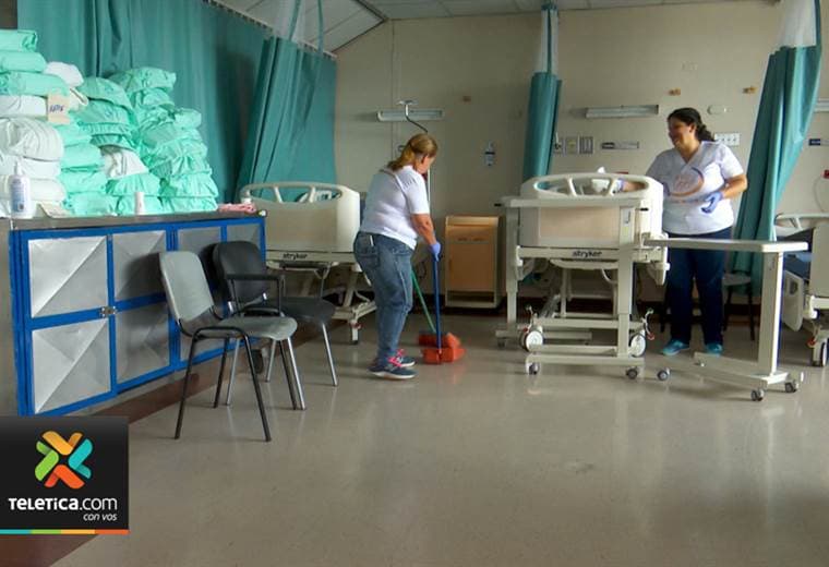 Funcionarios de hospitales trabajan horas extra para evitar paralización de servicios 