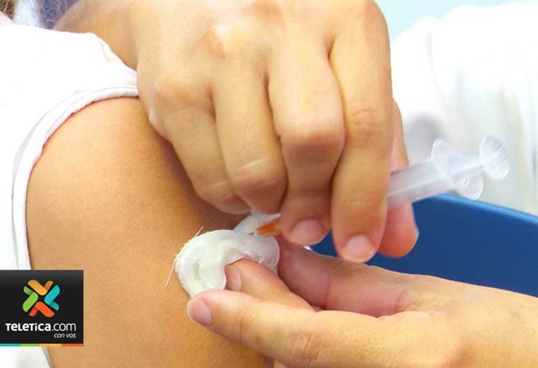 Salud aprueba vacunación contra virus del papiloma en niñas de hasta 15 años